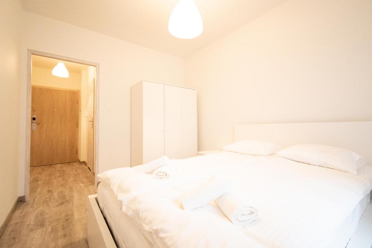 Apartament Bravo Łódź Esterno foto